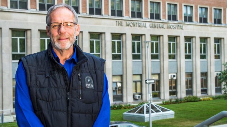 Steve in front of the Montreal General Hospital