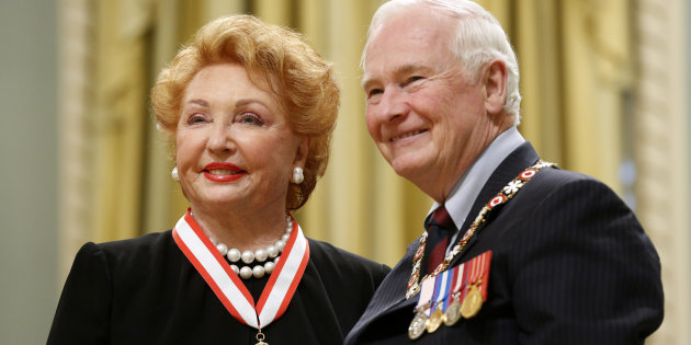 Mme Jacqueline Desmarais et M. David Johnston  