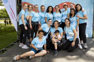 Group of people wearing t-shirts from the Pharmaprix Run for Women